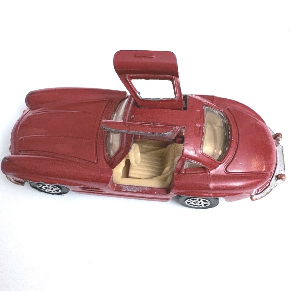 Vintage Corgi Toys #802 Mercedes-Benz 300SL Gullwing Diecast Made in GB